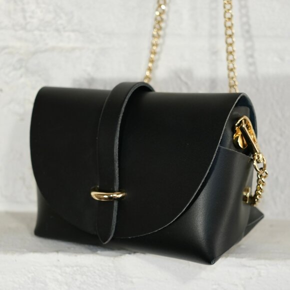Pelle - Made in Italy - Small Black Purse with Gold Chain Cross Body Strap - Picture 4 of 8